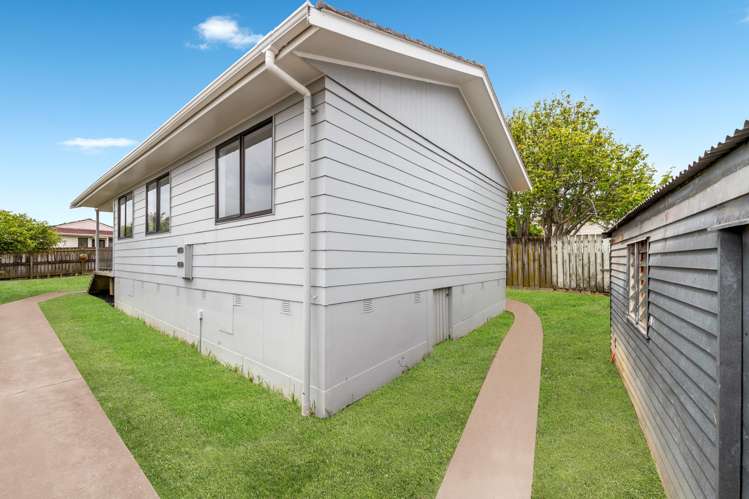 2/17 Coombe Avenue Otara_16