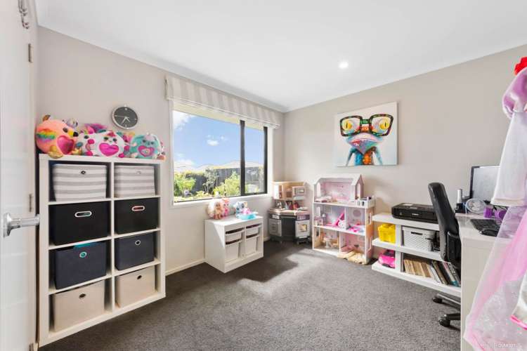 6 Robert Might Road Kumeu_13