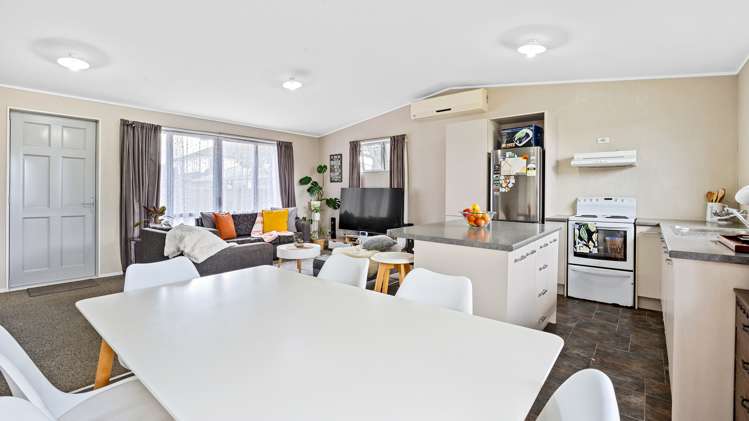 93a Porchester Road Papakura_16