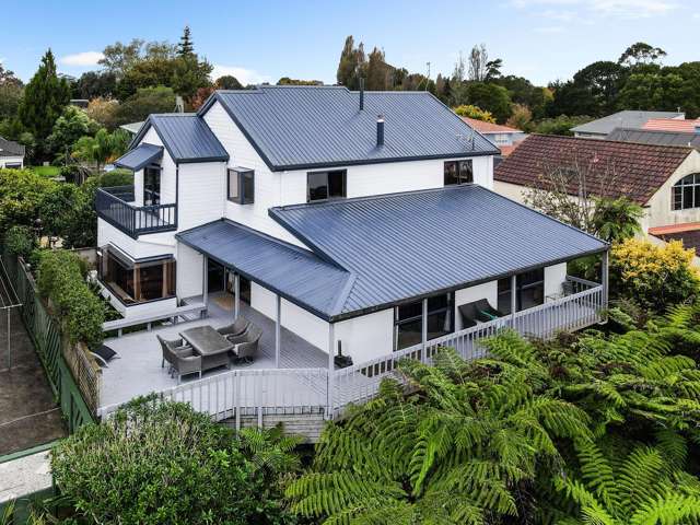 Brick & Weatherboard - Riverlea Family Retreat