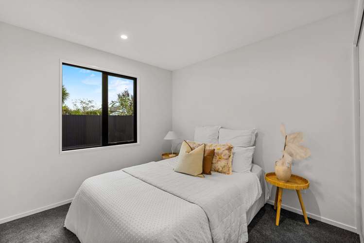 2/10 Farquhars Road Redwood_10