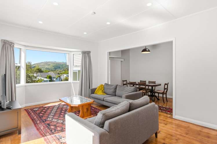 15 Romney Square Tawa_4