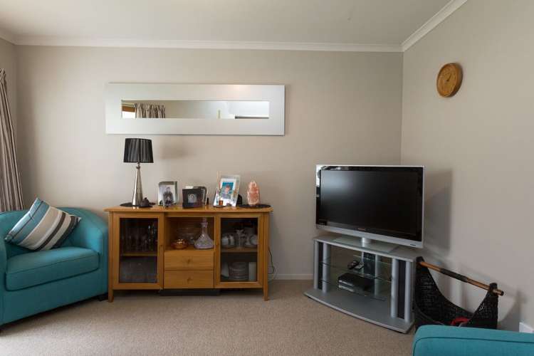 107 Fraser Drive Feilding_12