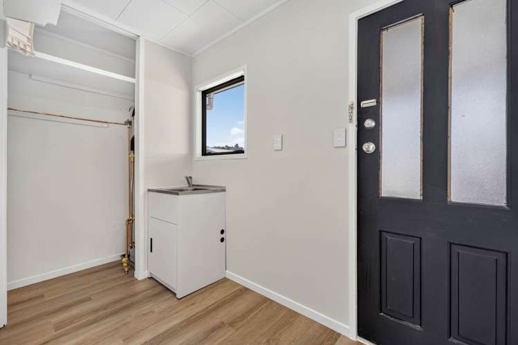 85 Redcrest Avenue Papakura_10