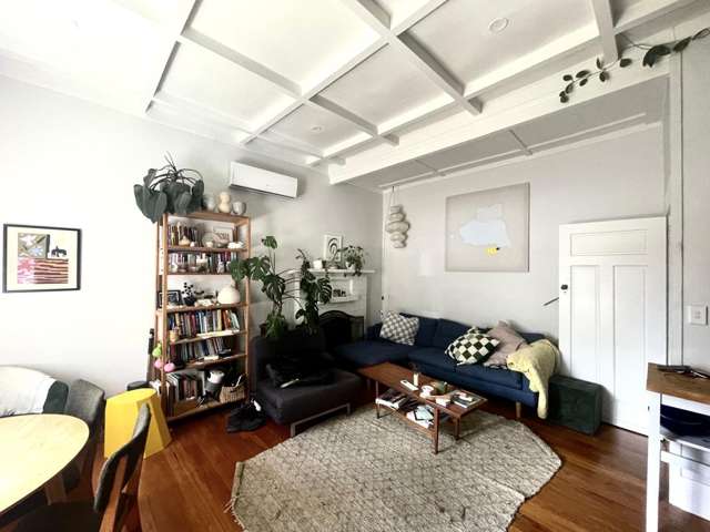 Mount Eden, 2 Bedroom