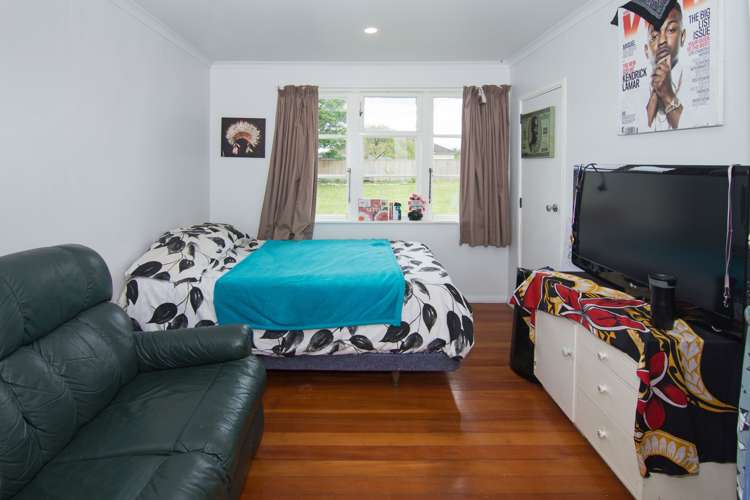 17 Matai Street Lansdowne_14