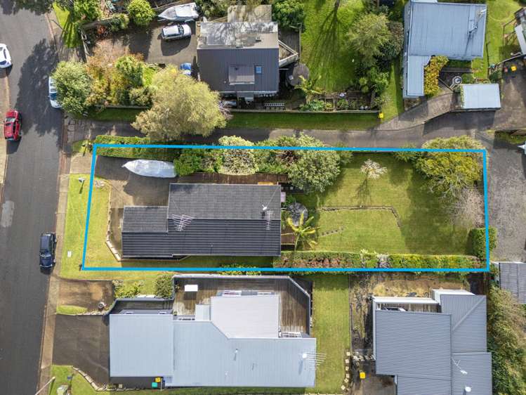 39 Gledstane Road Stanmore Bay_15