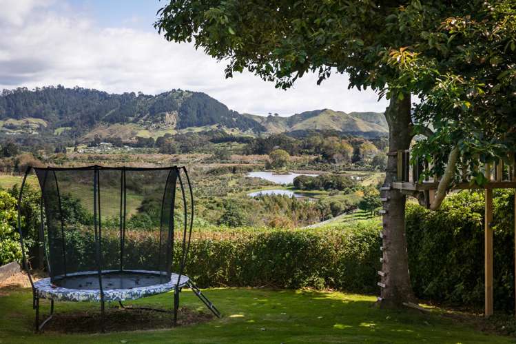 97 Koutunui Road Athenree_15