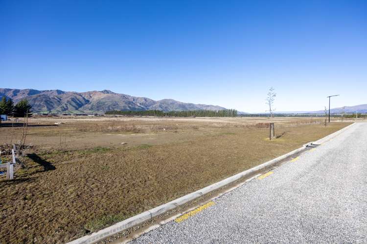 15 Lost Burn Road Lake Hawea_3