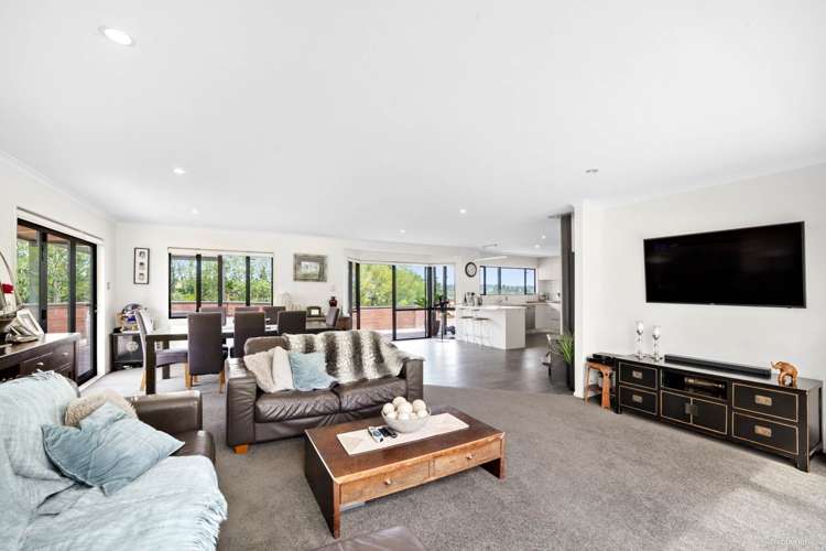 159 Top Road Dairy Flat_9