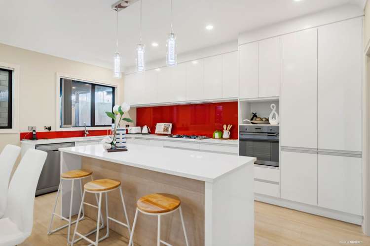 1 Veneta Close Flat Bush_18