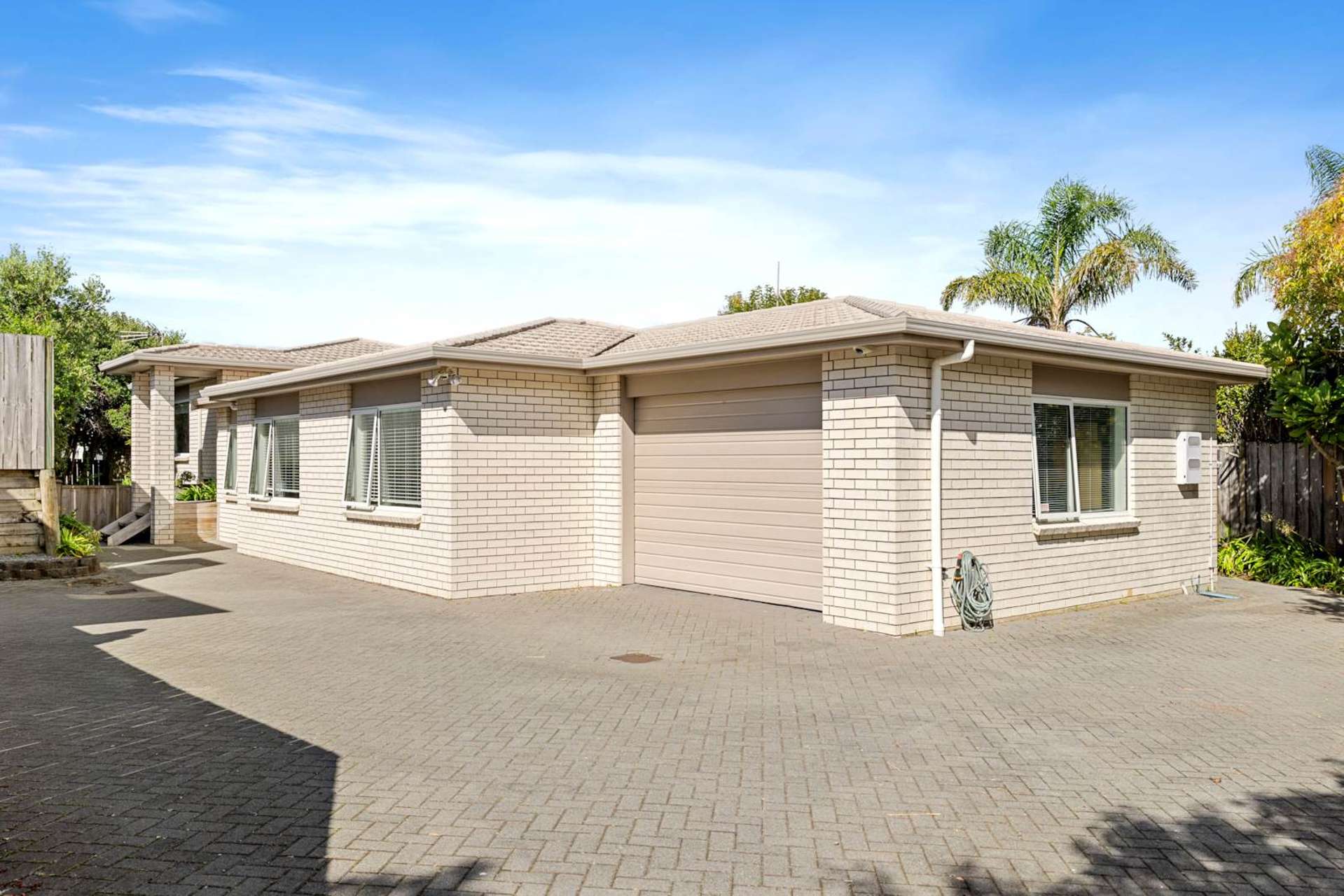 71a Target Road Totara Vale_0