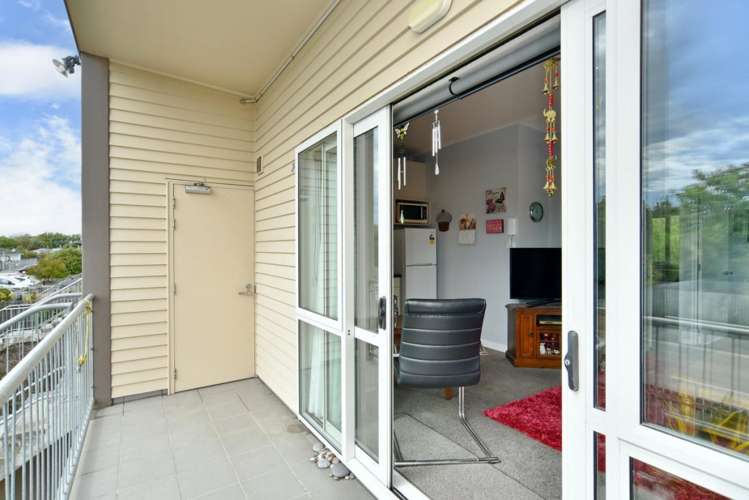 24/31 Bordesley Street Phillipstown_4