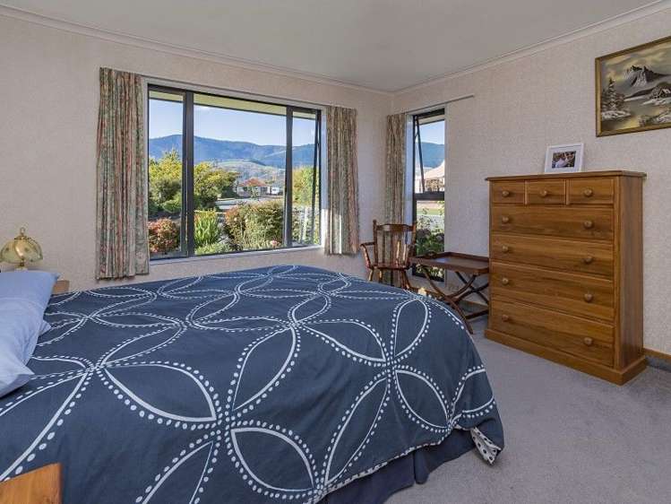 46 Tyree Drive Stoke_12