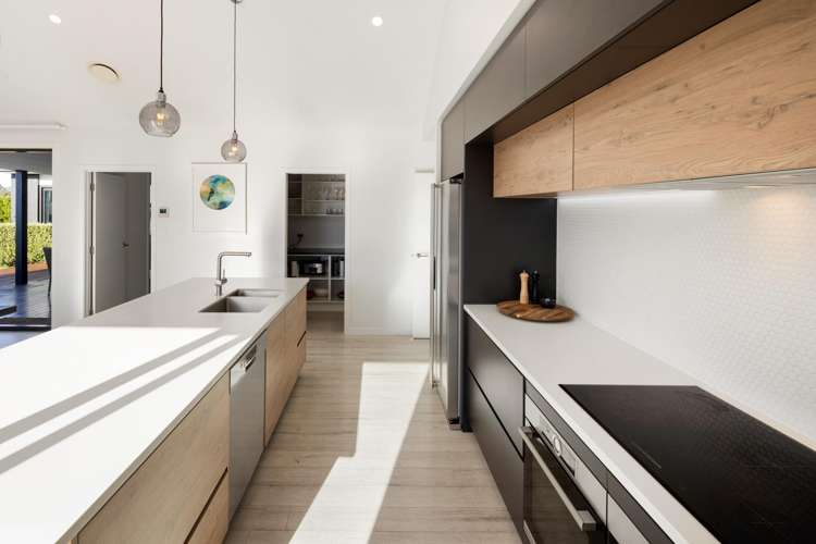 20 Mike Smith Drive Cambridge_13