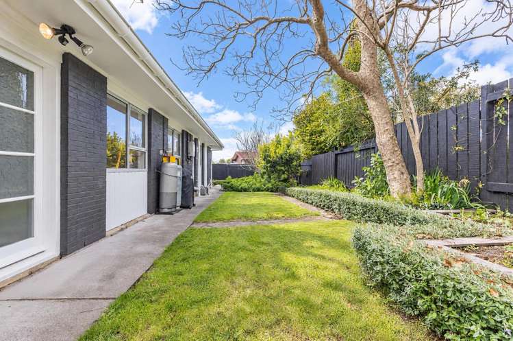 12 Rene Place Sunnyhills_24