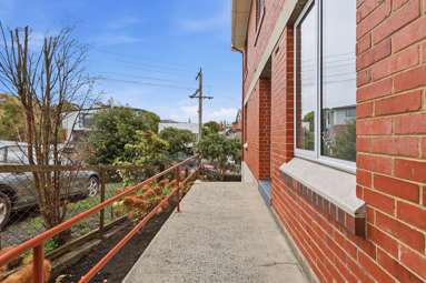 67A Hawthorn Avenue_2