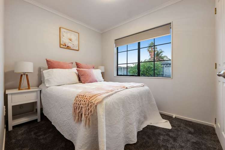 42 Farmdale Court Flat Bush_19