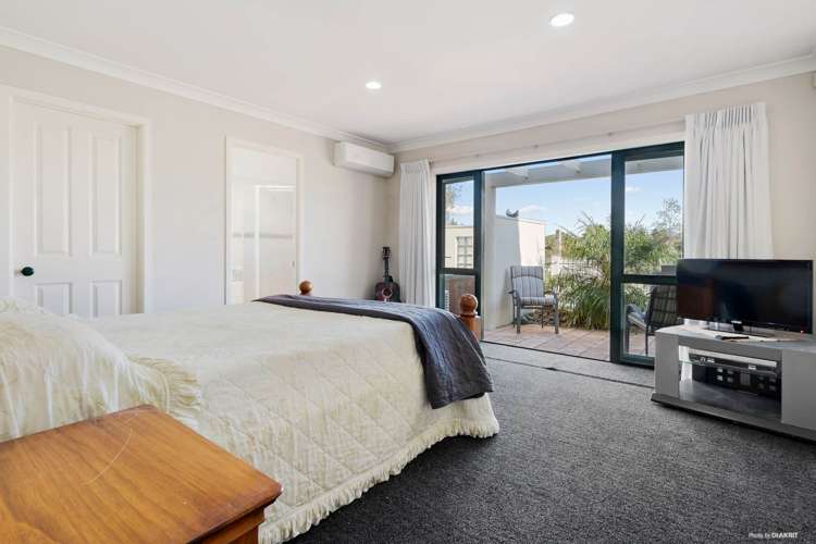 28 Trossach Place Wattle Downs_20