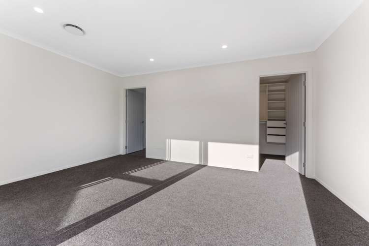 64 Pharazyn Street Feilding_13