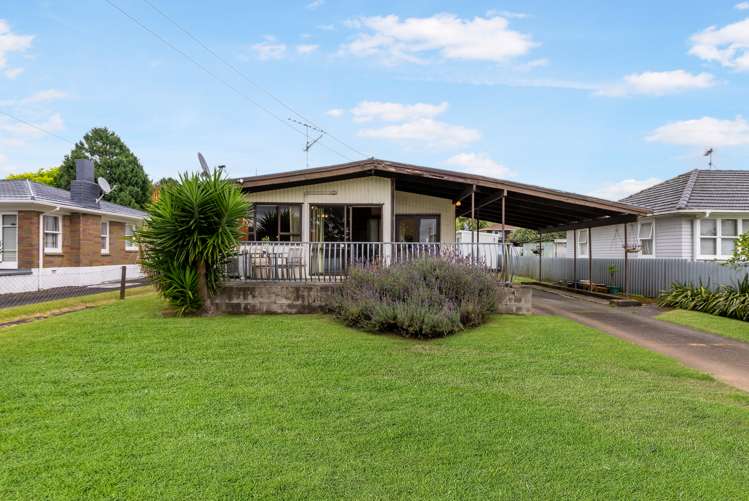 114 Coronation Road Mangere Bridge_18