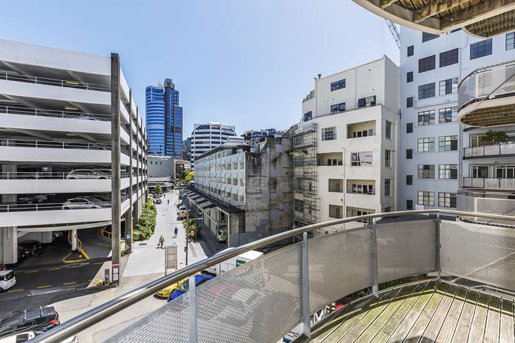 9/32 Cuba Street Te Aro_14