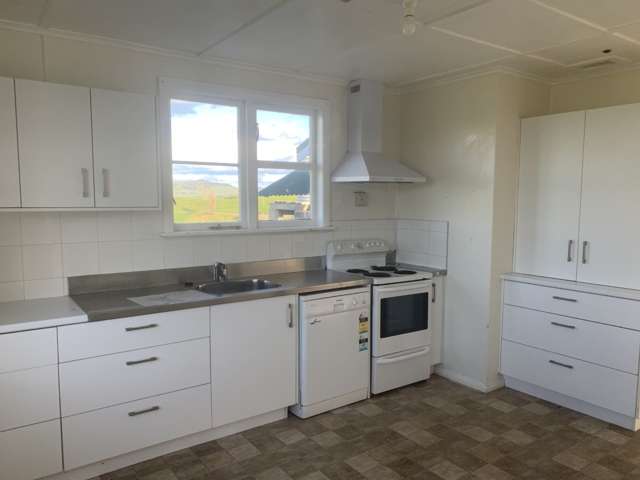 914 Troopers Road 11464_1