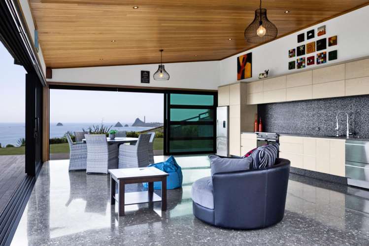24 Washer Road Omata_23