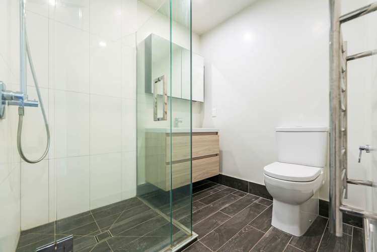 1502/70 Anzac Avenue City Centre_14