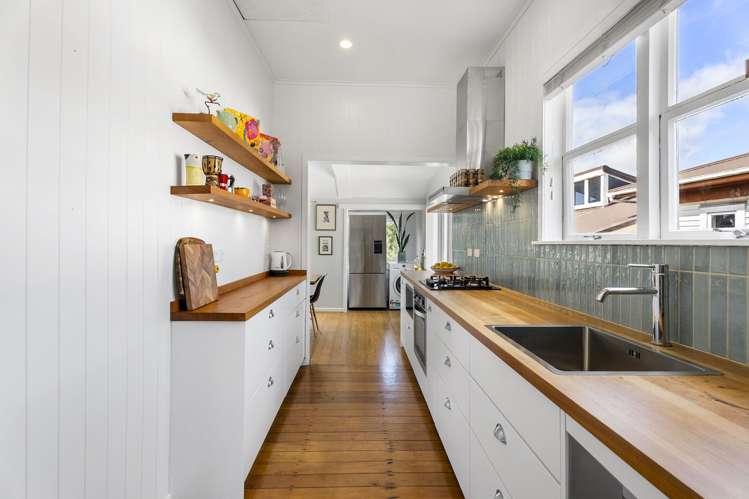 245 Mount Smart Road_5