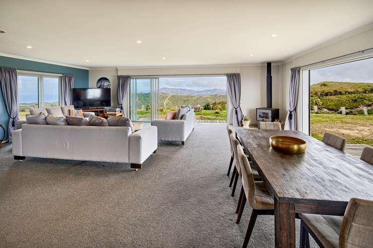 380 Hawkins Hill Road Brooklyn_17