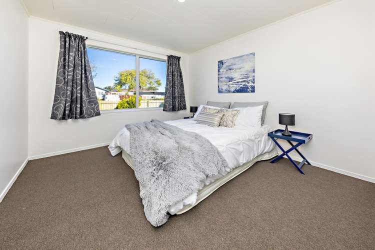 1 Pesaro Place Clover Park_8