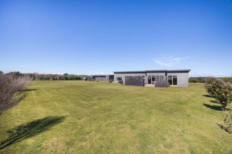 7 Lakeview Drive Foxton Beach_39