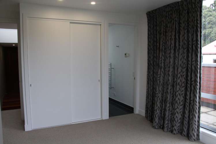  B/2 Leslie Street Wadestown_4