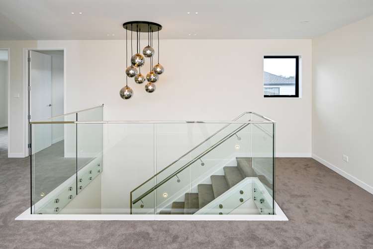 2 Wheki Place Swanson_6