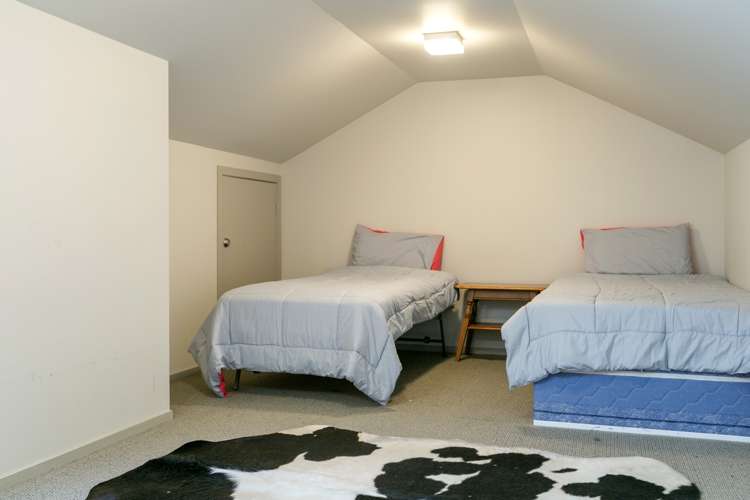 21/300 Lake Terrace Taupo_12