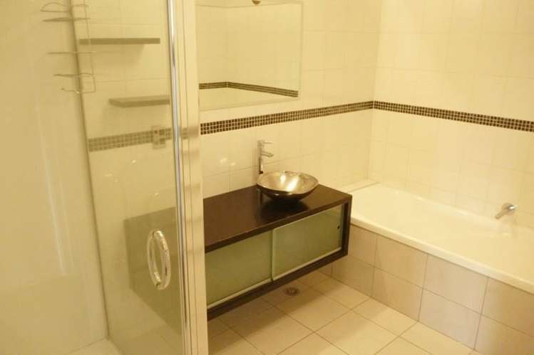 2/8 Hutcheson Street Sydenham_15