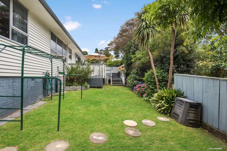 20a Puketitiro Street Glen Eden_10