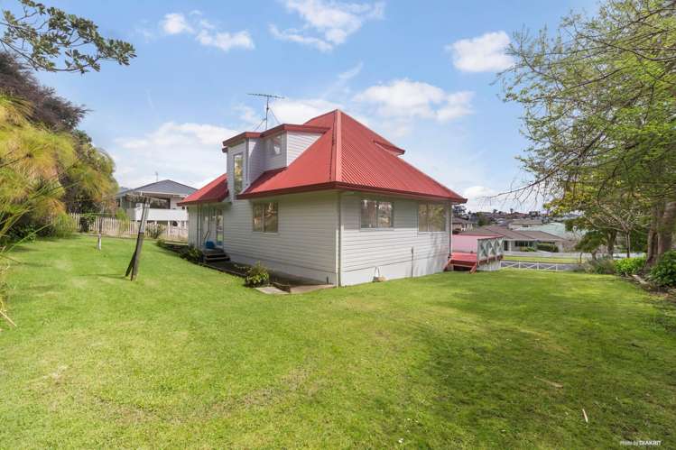 41 Esther Place Red Beach_18