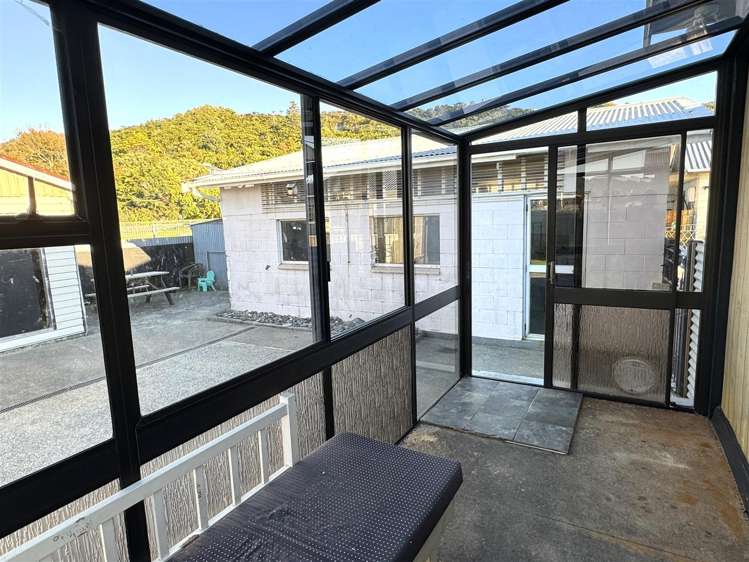 33 Milton Road Greymouth_23