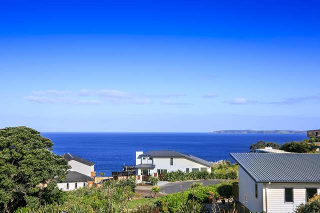 33 Lax Crescent Leigh_2