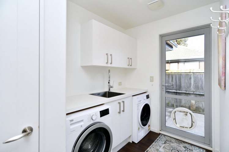 1 Rue De La Mare Parklands_15