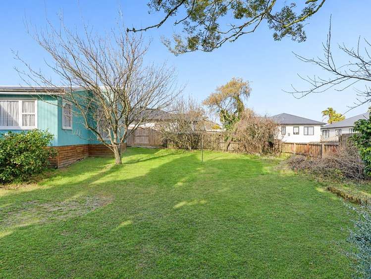 4 Michael Avenue Dinsdale_14
