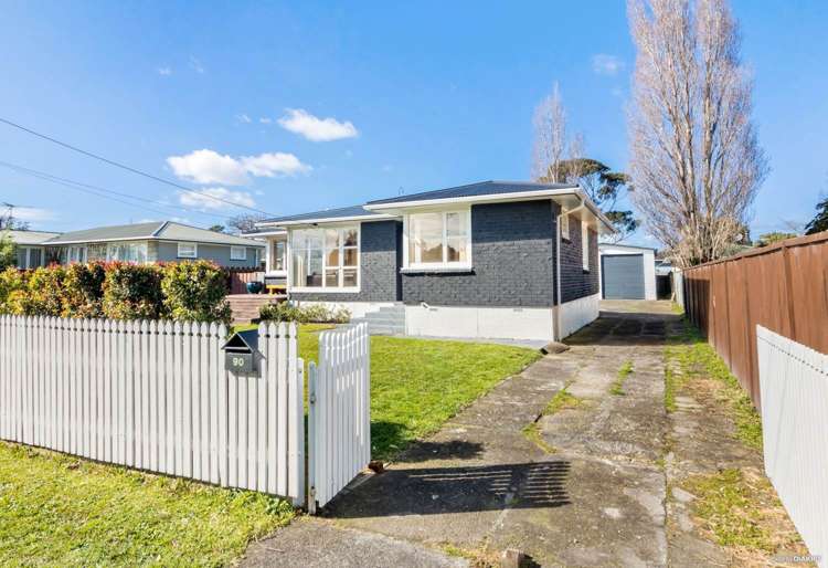 90 Cobham Crescent Kelston_10