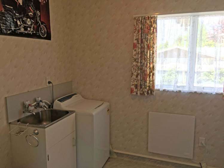 37 Te Herekiekie Street Turangi_11