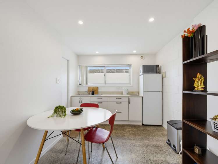 7/43 Woodward Road_2