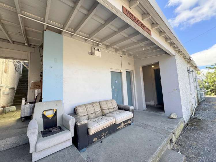 2 Barraud Street Dannevirke_11