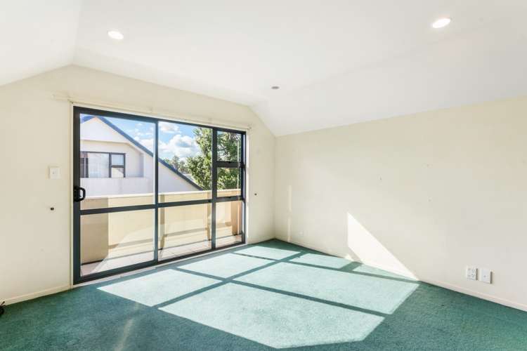 2/34 Owairaka Avenue Mount Albert_9