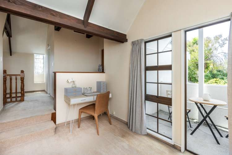 2/22 Middle Road Havelock North_6