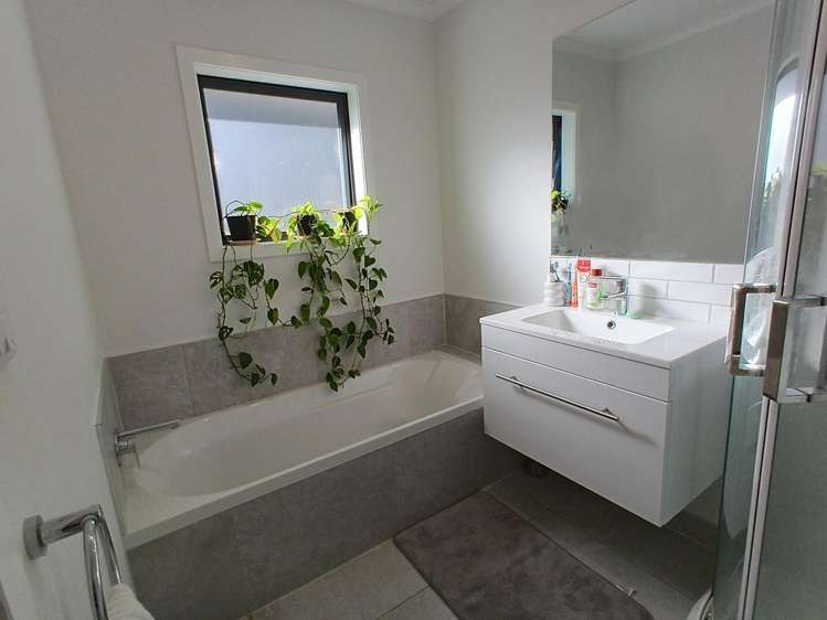 1/107 Korokoro Crescent Thames_14